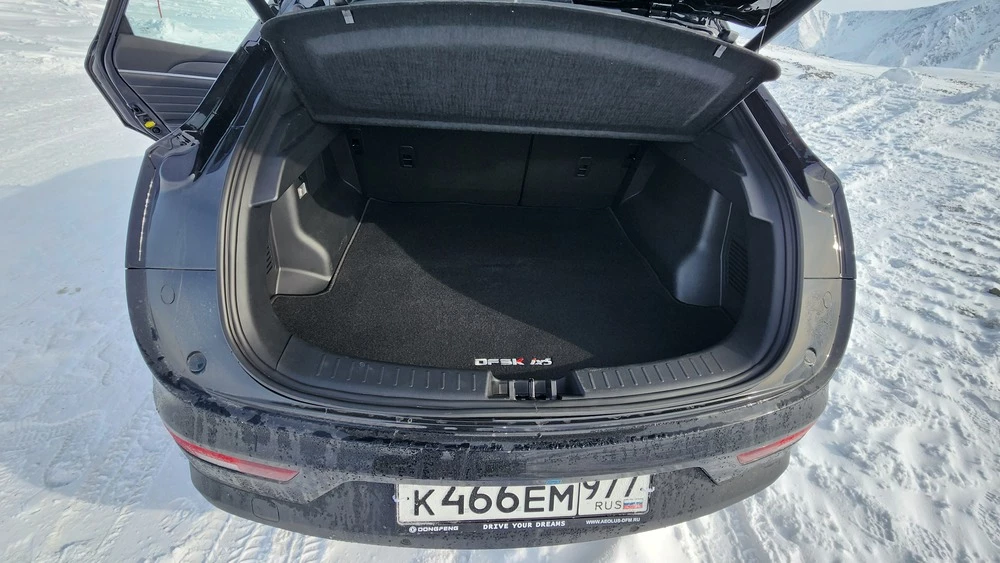 DFSK ix5 салон интерьер багажник тест