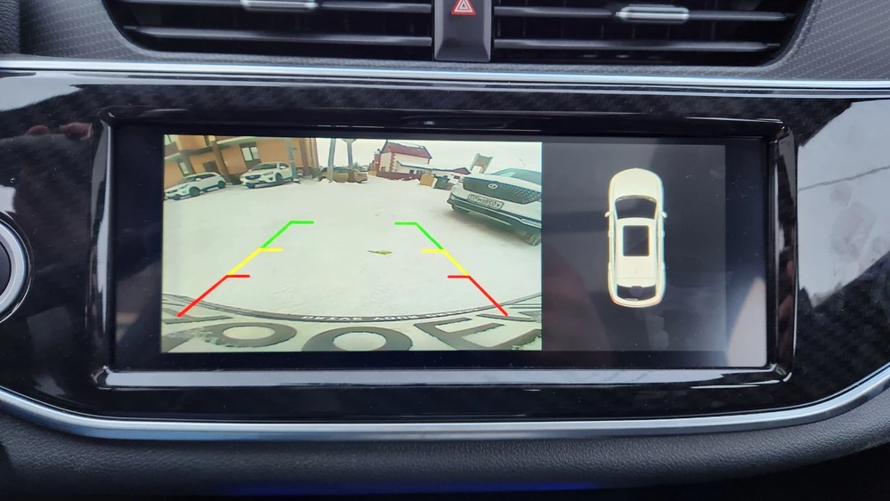 DFSK ix5 салон интерьер мультимедийная система медиасистема камера заднего вида тест