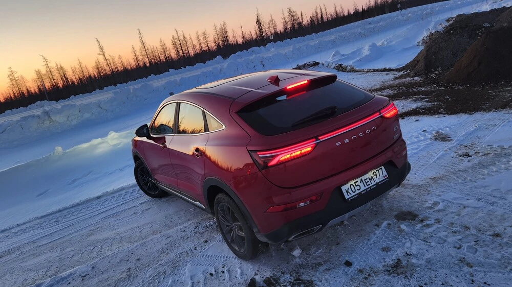 DFSK ix5 сбоку сзади фонари вечерний свет тест