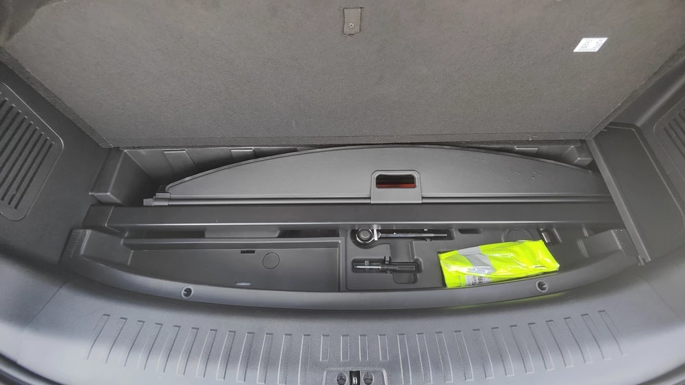 Dongfeng DFSK Fengon ix7 тест Мишина салон интерьер багажник подпол