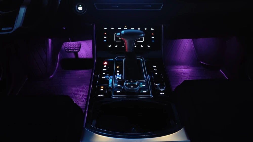 Dongfeng DFSK Fengon ix7 тест Мишина салон интерьер вечерняя подсветка