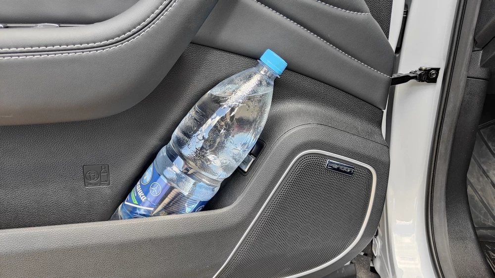 Dongfeng DFSK Fengon ix7 тест Мишина салон интерьер двери карманы бутылка