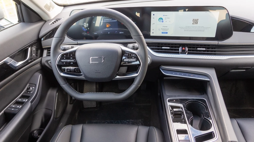 новый FAW Bestune B70 четвертого поколения в Беларуси салон интерьер