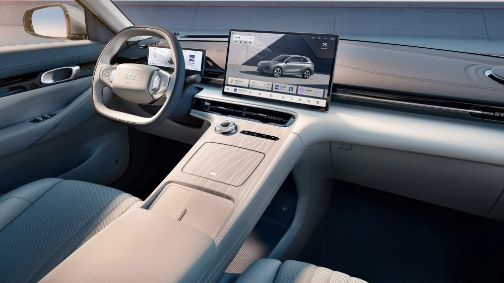 Geely Galaxy E5 салон интерьер