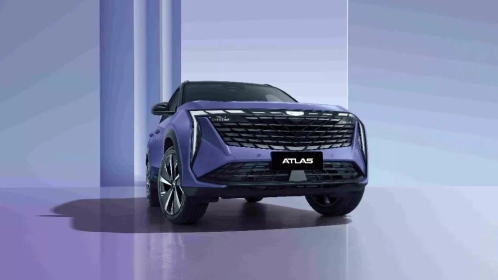 полноприводный Geely Atlas