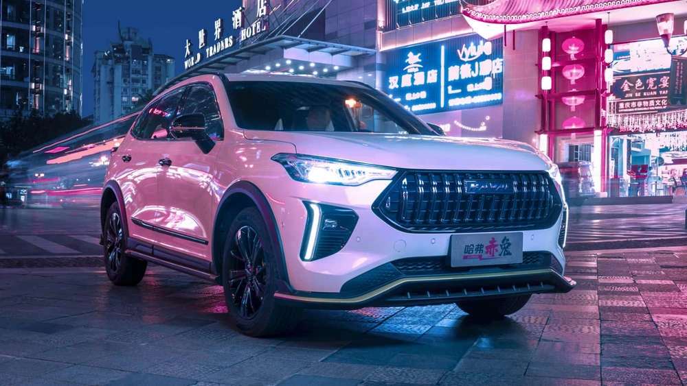 Haval Chitu сбоку спереди