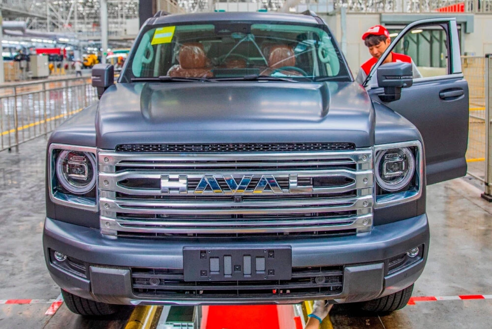 новый haval h9 второе поколение серийное производство серый спереди 