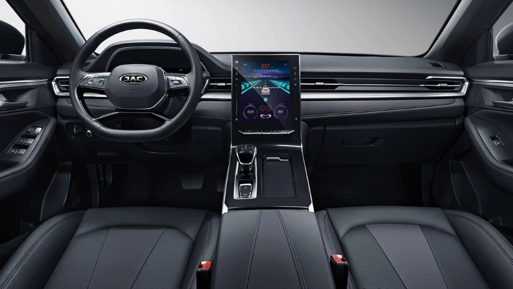 JAC J7 Plus салон интерьер