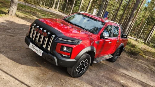 JAC T9 тест сбоку спереди сверху