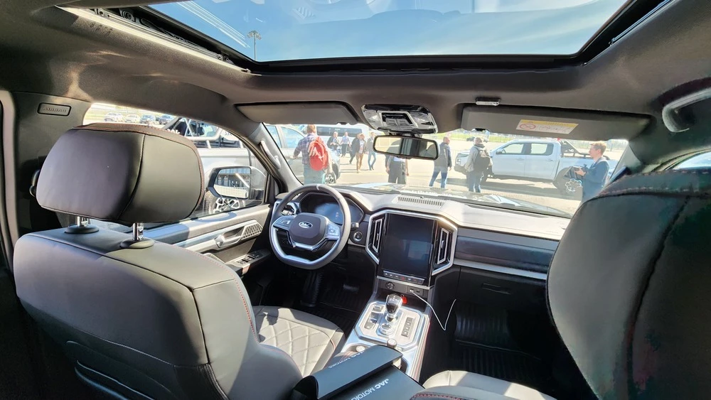 JAC T9 тест салон интерьер