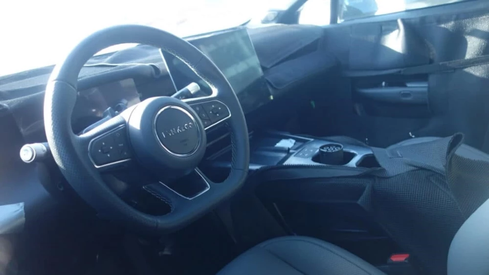 Lynk & Co 02 салон интерьер