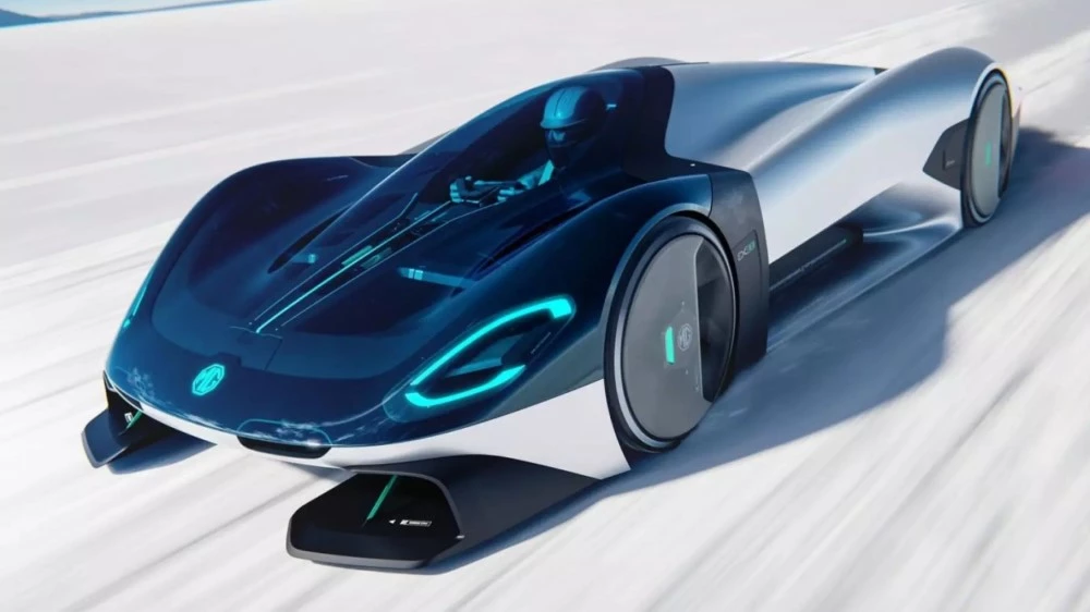 Концептуальный гиперкар MG EX181 сбоку спереди