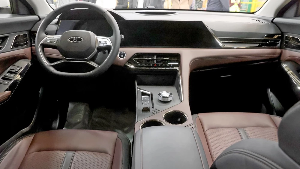 кроссовер Москвич 8 салон интерьер