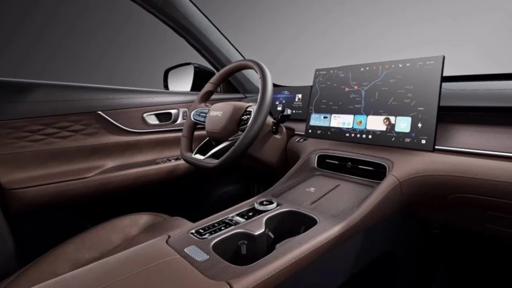 Кроссовер Ebro S800 интерьер