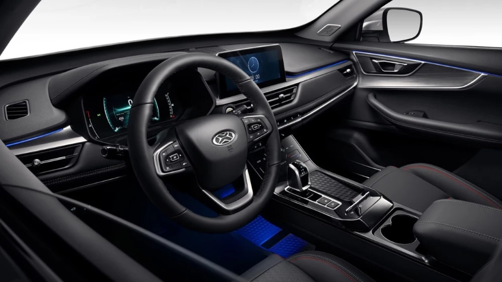 Кроссовер Xcite X-Cross 7 интерьер