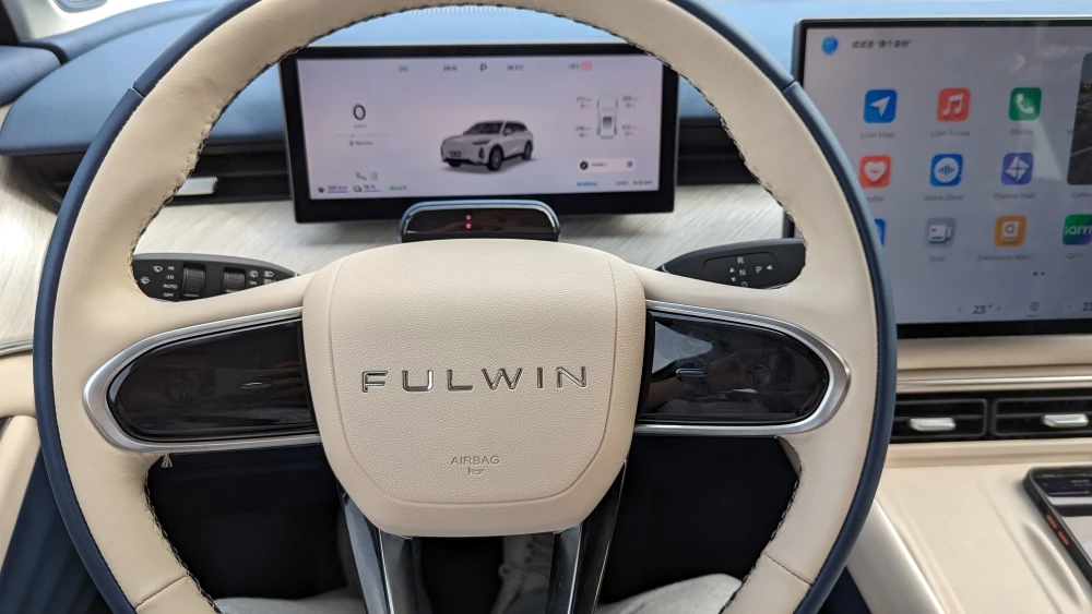 Тест-драйв Tiggo 9 PHEV салон в Пекине