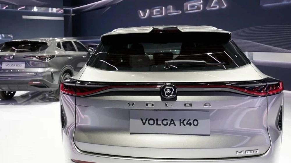 Кроссовер Volga K40 сзади