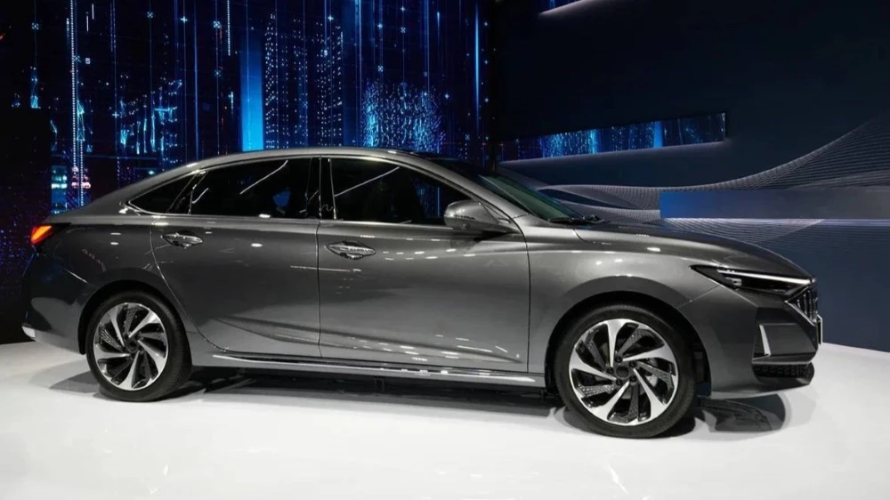 Седан Volga C40 сбоку