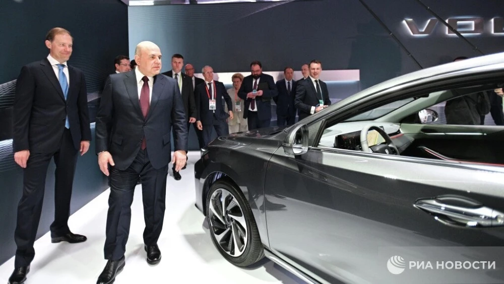 Седан Volga C40 Мишустин Мантуров