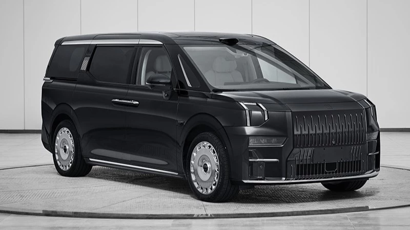 Zeekr 009 Brilliance сбоку спереди