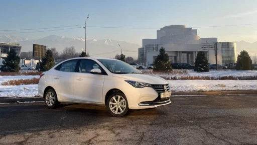 changan alsvin тест в казахстане сбоку спереди