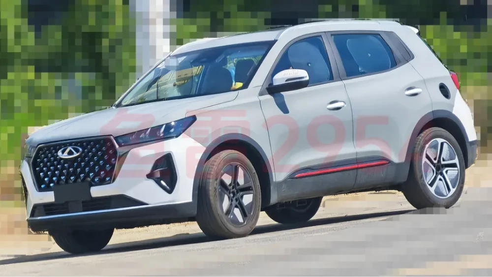 chery tiggo 4 pro hev новый кроссовер гибрид сбоку спереди белый серый