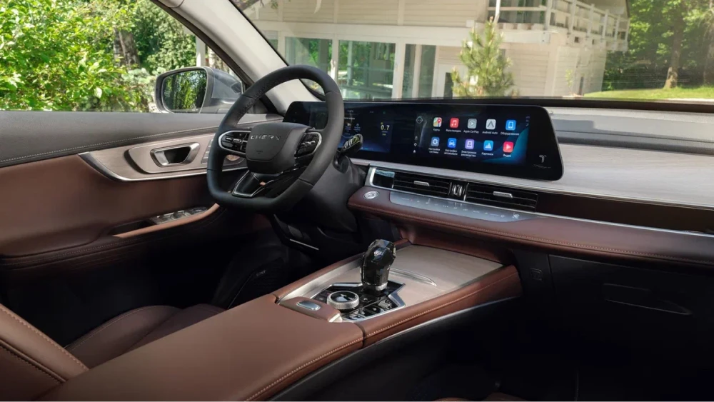 обновлённый кроссовер chery tiggo 7 pro max салон коричневый