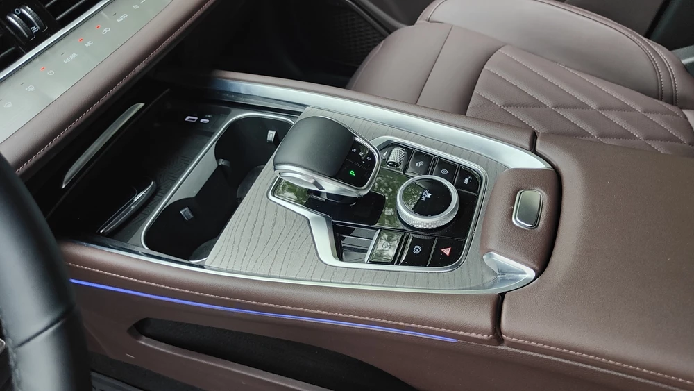 Chery Tiggo 8 Pro Max тест Мишина салон интерьер селектор тоннель