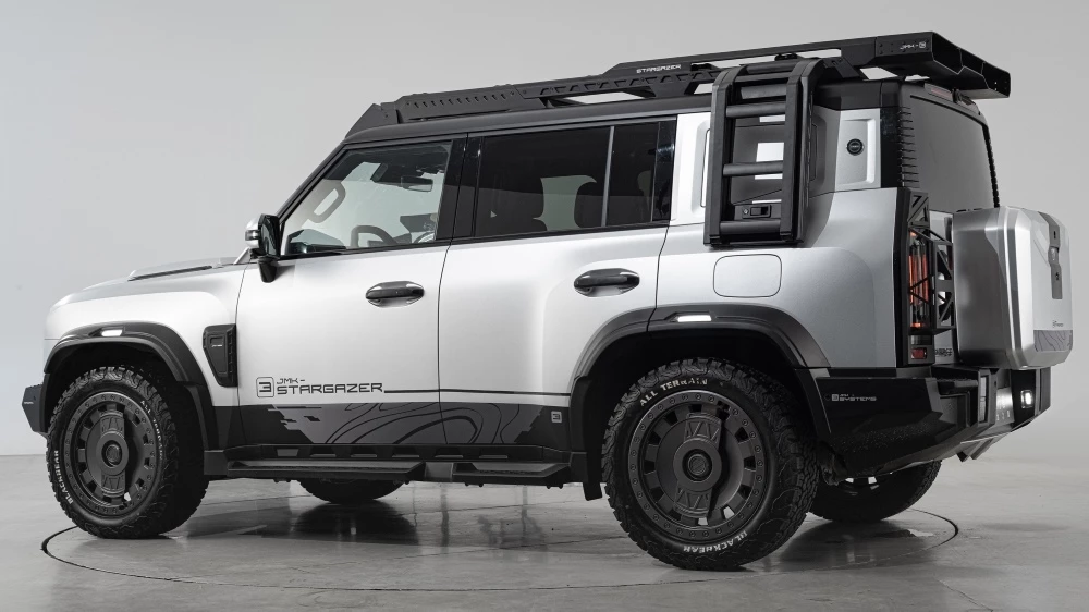 кроссовер Jetour Traveler JMK SDW сзади сбоку