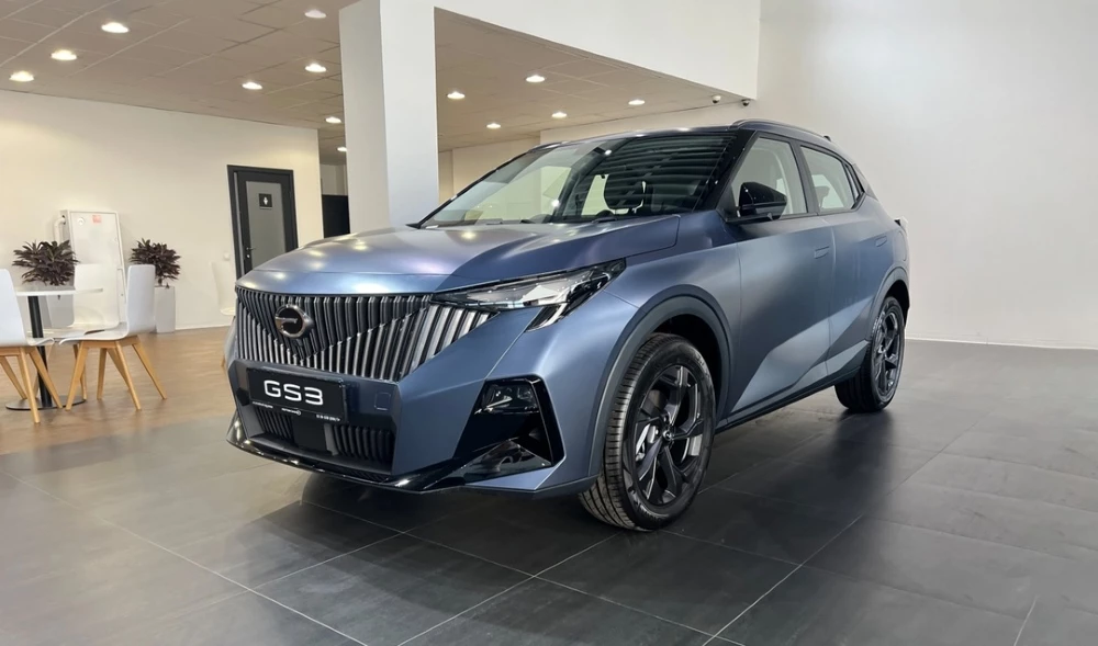 GAC GS3 в салоне шоуруме у дилера купить новый сбоку спереди GAC Motor Кунцево Москва