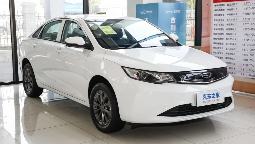 geely emgrand ev электрический седан белый