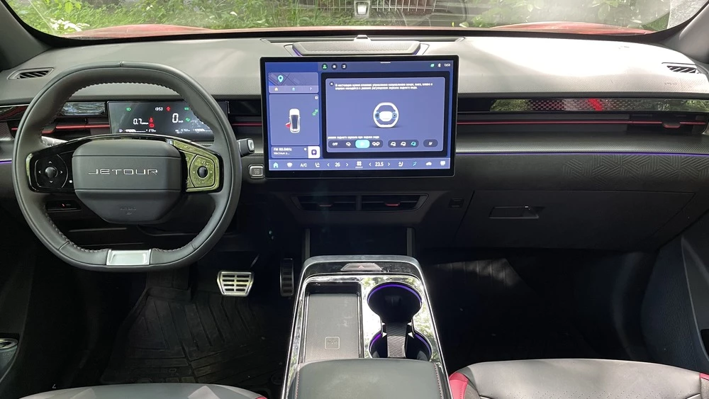 Jetour Dashing в Казахстане тест-драйв салон интерьер первый ряд