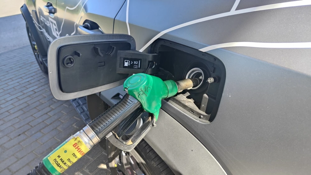 Jetour T2 тест Мишина на заправке АЗС пистолет