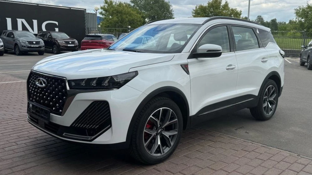 Chery раскрыла подробности об обновлённом Tiggo 7 Pro Max. Дизайн и оснащение Chery Tiggo 7 pro max новый кроссовер спереди сбоку