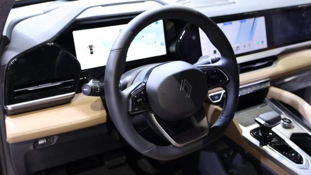 Renault Grand Koleos салон интерьер