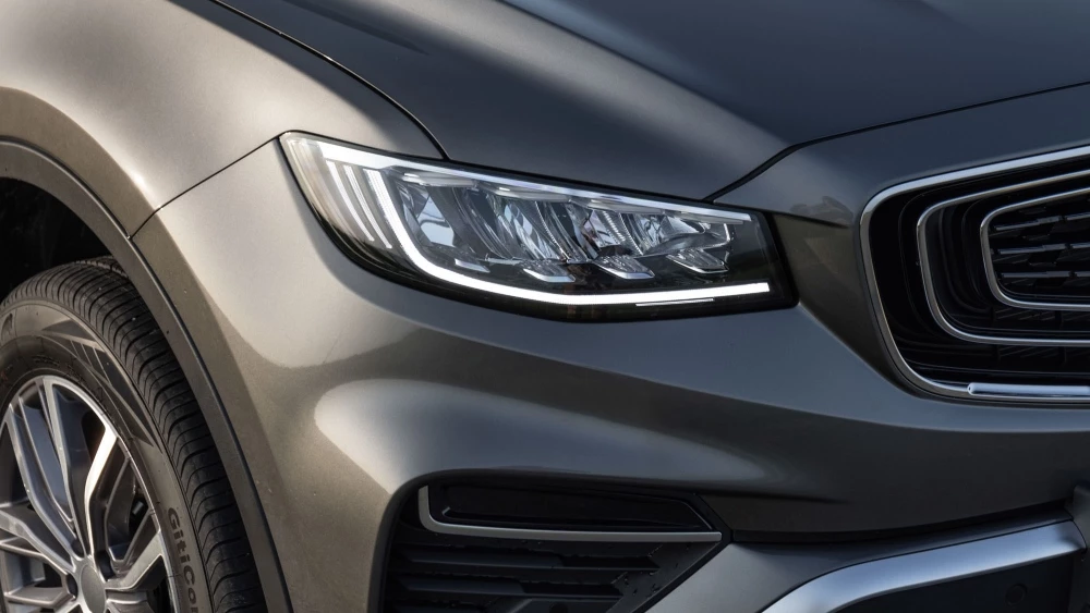 Belgee x70 фары передняя часть