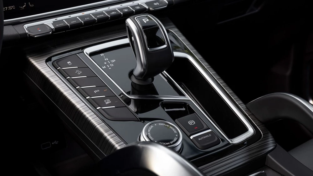 Belgee X70 салон интерьер селектор тоннель