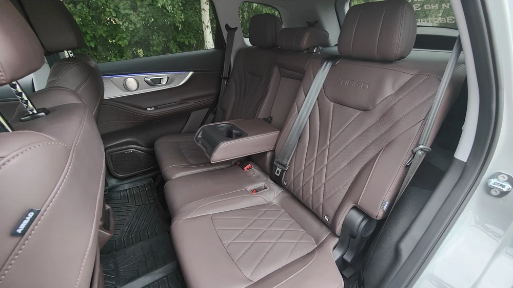 Chery Tiggo 8 Pro Max салон интерьер второй ряд сиденья