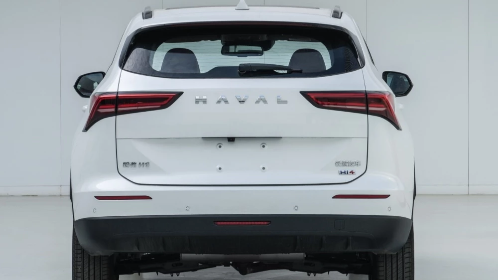 кроссовер Haval H6 Hi4 сзади белый