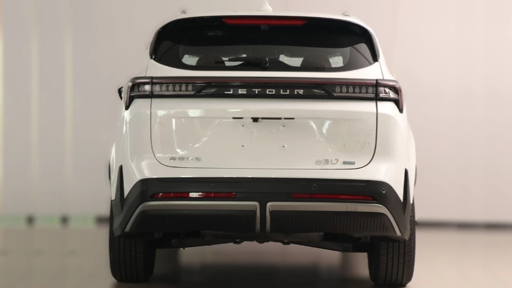 кроссовер Jetour Shanhai L7 сзади