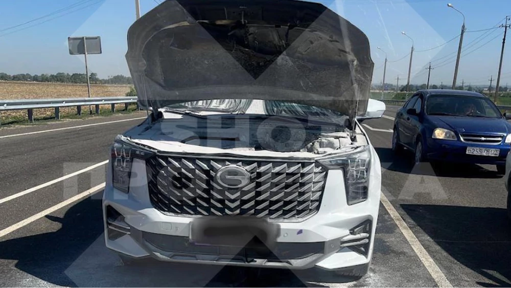 кроссовер gac gs8 ii пожар возгорание моторный отсек