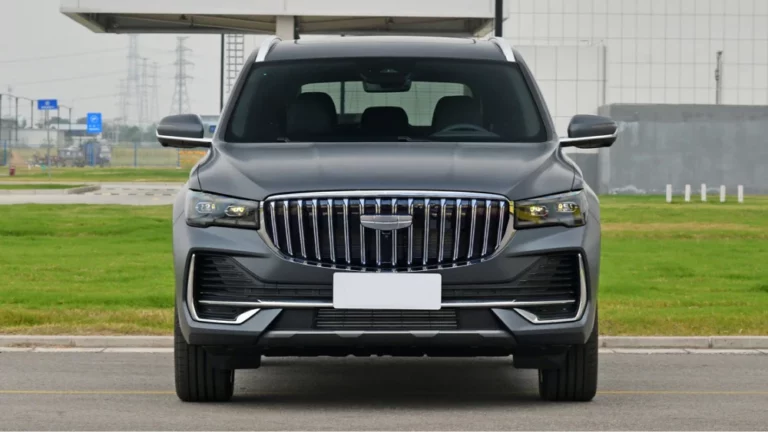geely monjaro кроссовер обновленный рестайлинг спереди
