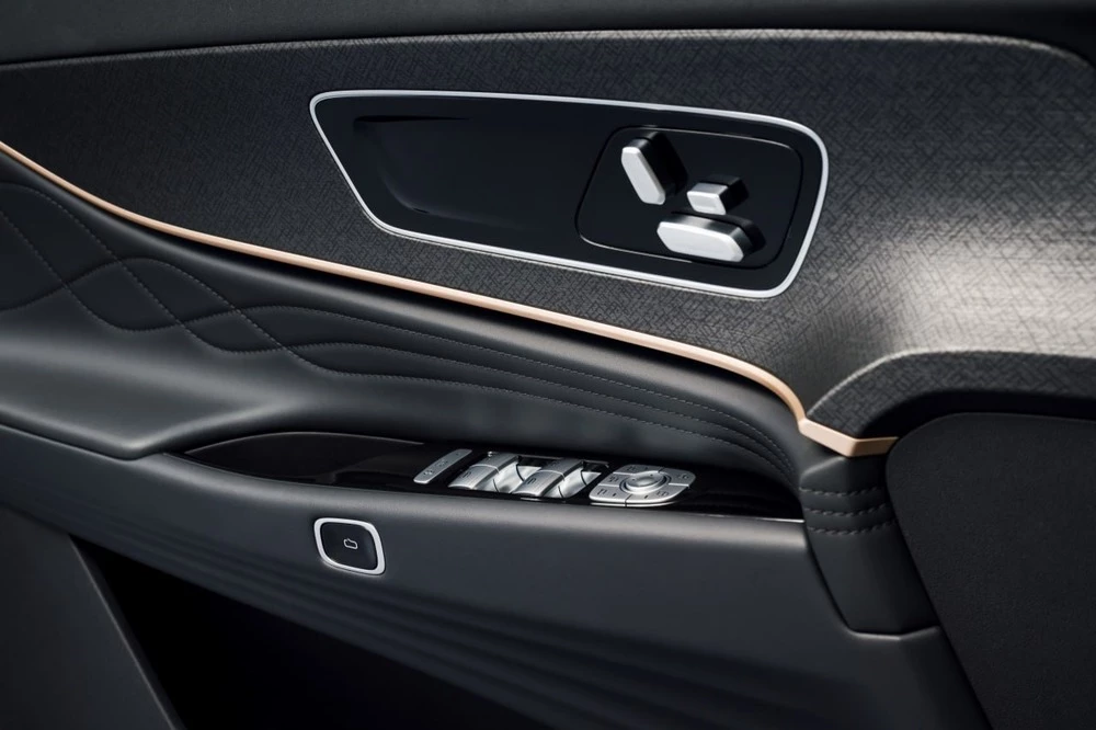 Jaecoo J7 ключавто салон интерьер дверные карты