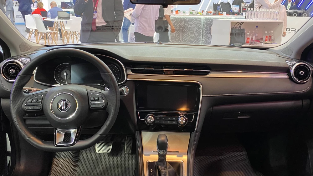 лифтбек mg 6 салон черный