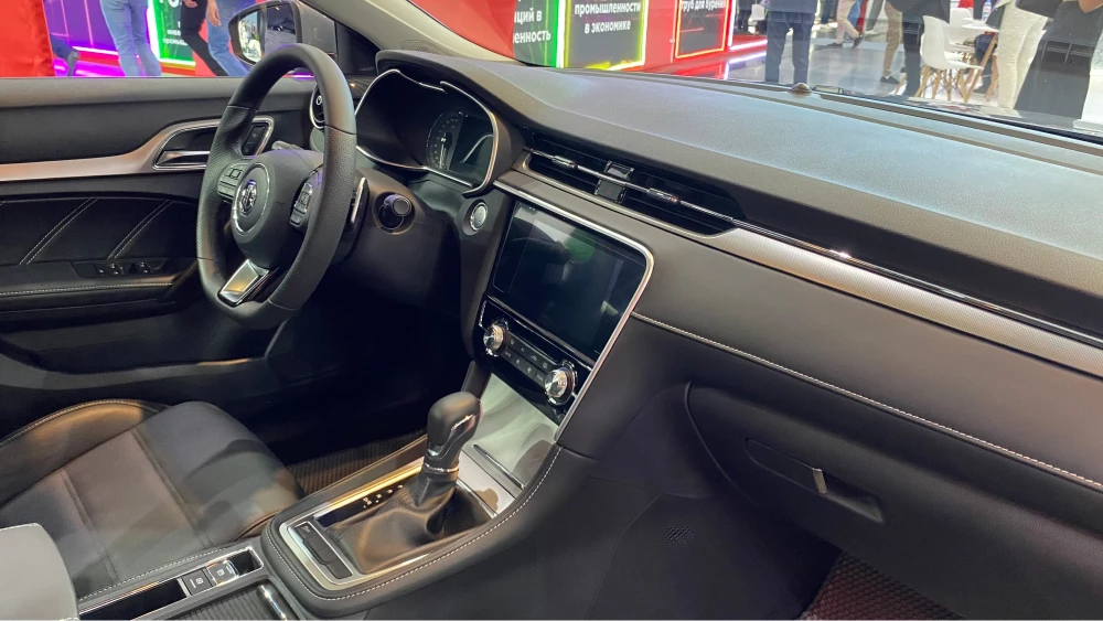 лифтбек mg 6 салон черный