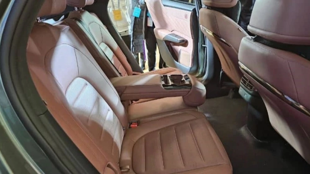 Кроссовер Changan Nevo E07 интерьер