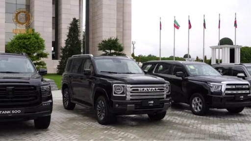 новый haval h9 второе поколение черный сбоку спереди чечня