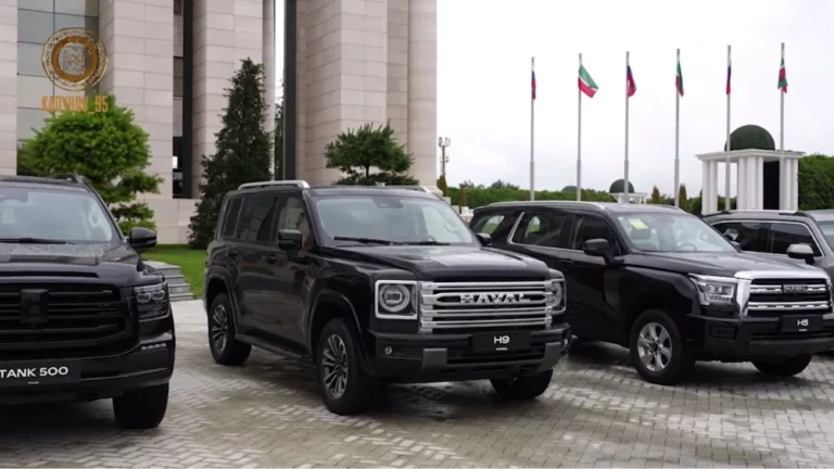 новый haval h9 второе поколение черный сбоку спереди чечня