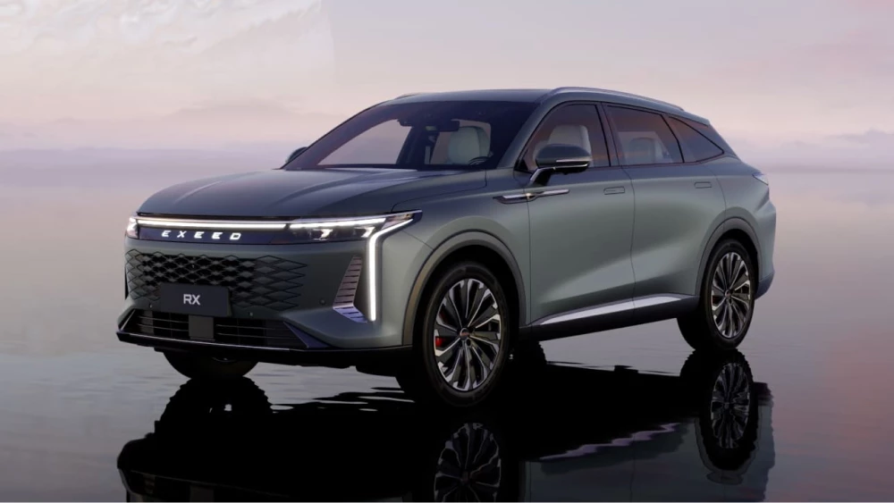 exeed rx матовый серый цвет кузова спереди сбоку