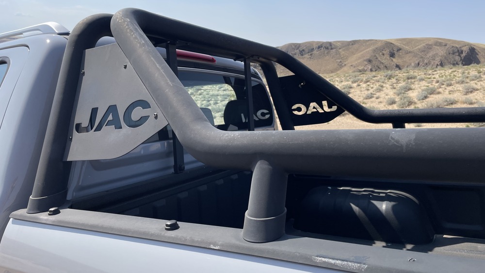 JAC T9 в Казахстане тест сзади кузов Rollbar защитная дуга